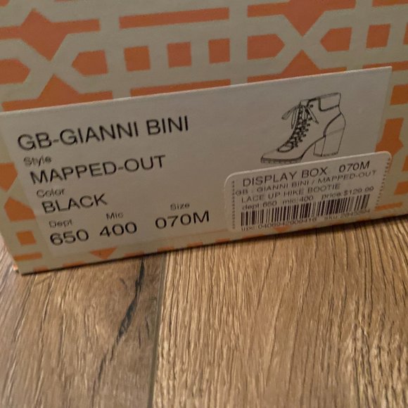 GB Gianni Bini women's ankle boots Suede. - Picture 9 of 9